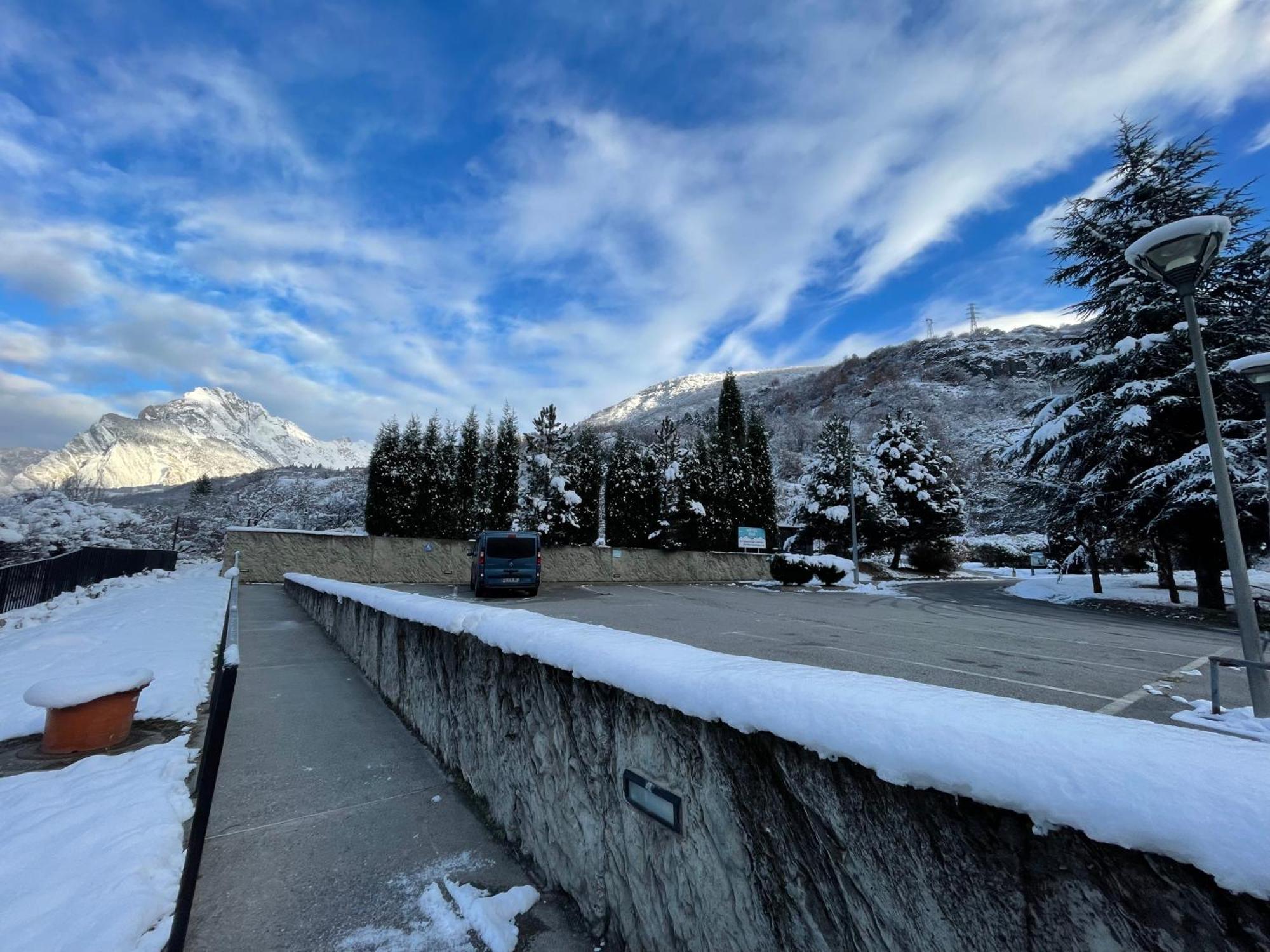 Hotel Le Marintan Saint-Michel-de-Maurienne Kültér fotó